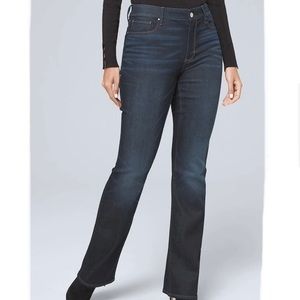 White House Black Market Bootleg‎ Jeans 4 short